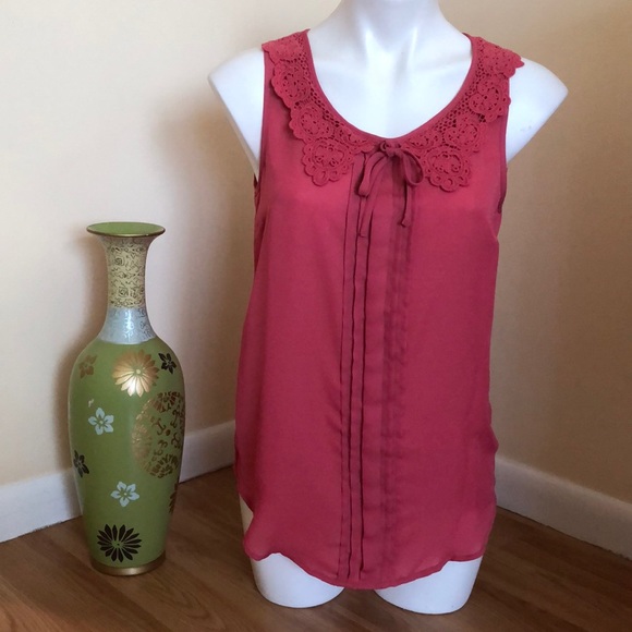 LC Lauren Conrad Tops - EUC-Lauren Conrad Embroidery Top